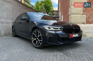 Седан BMW 5 Series 2021 в Львове