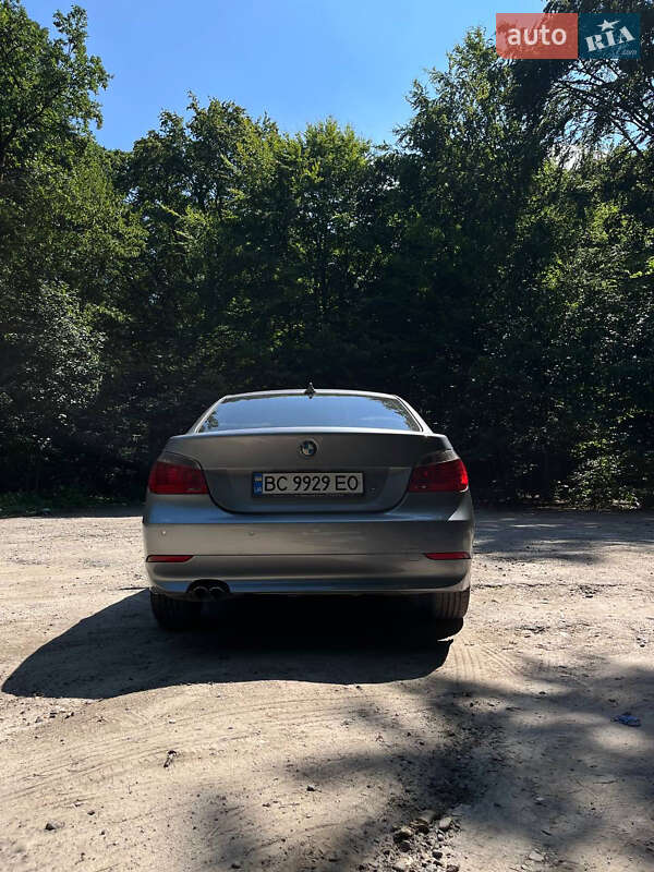 Седан BMW 5 Series 2006 в Львове