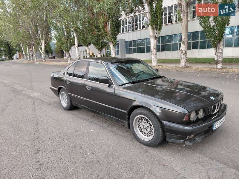 Седан BMW 5 Series 1992 в Николаеве фото 10 Седан BMW 5 Series 1992 в Николаеве