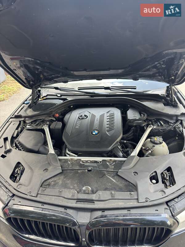 Универсал BMW 5 Series 2017 в Хмельницком