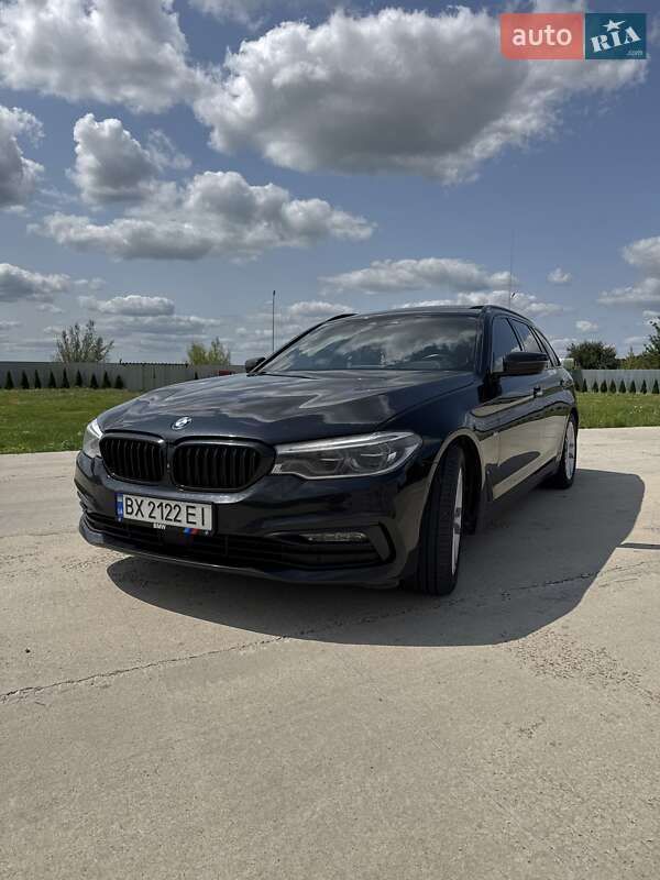 Универсал BMW 5 Series 2017 в Хмельницком