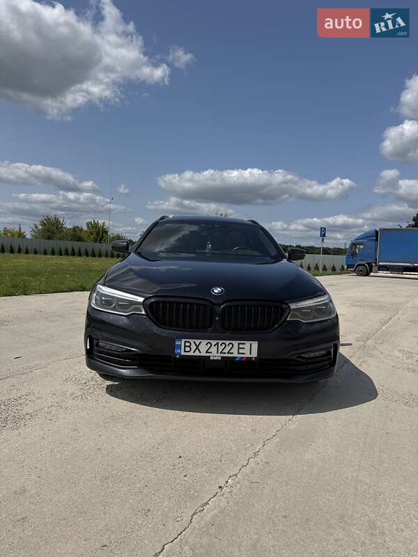 Универсал BMW 5 Series 2017 в Хмельницком