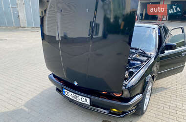 Седан BMW 5 Series 1992 в Черновцах