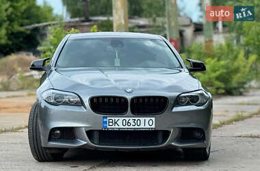 Седан BMW 5 Series 2010 в Рівному