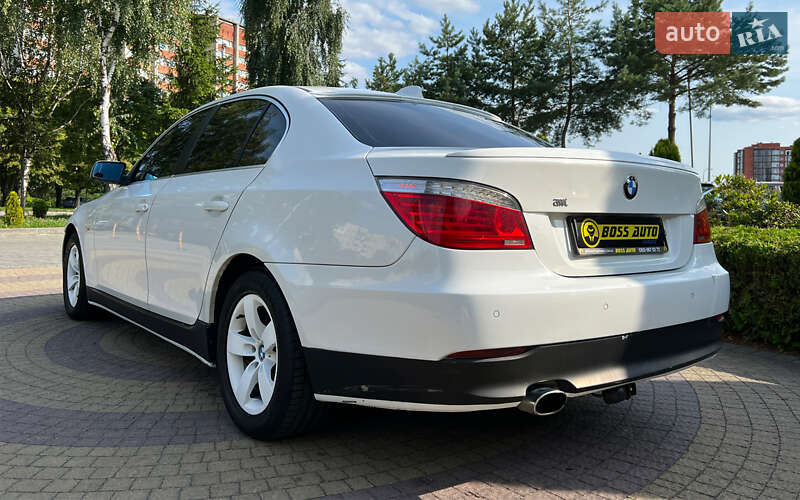 Седан BMW 5 Series 2008 в Львові