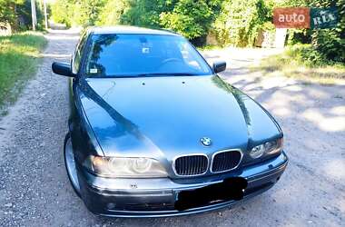 Седан BMW 5 Series 2002 в Черновцах