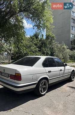 Седан BMW 5 Series 1989 в Запорожье