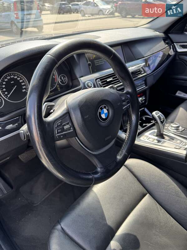 Седан BMW 5 Series 2011 в Києві фото 10 Седан BMW 5 Series 2011 в Києві