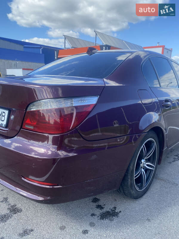 Седан BMW 5 Series 2008 в Виннице