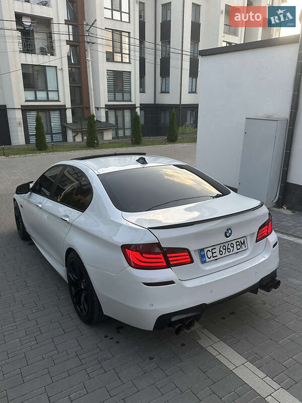Седан BMW 5 Series 2011 в Черновцах