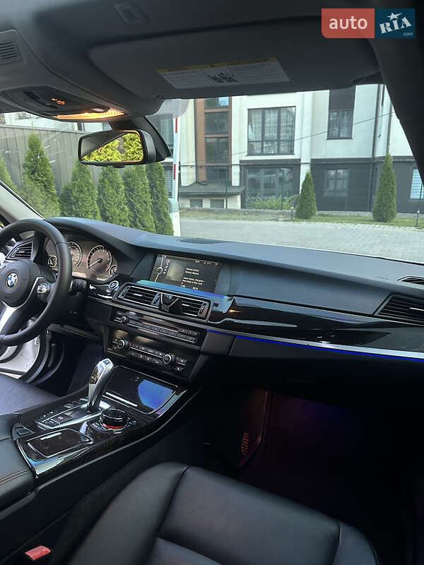 Седан BMW 5 Series 2011 в Черновцах