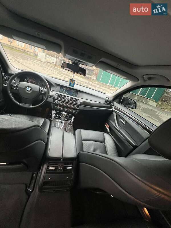 Седан BMW 5 Series 2014 в Львове