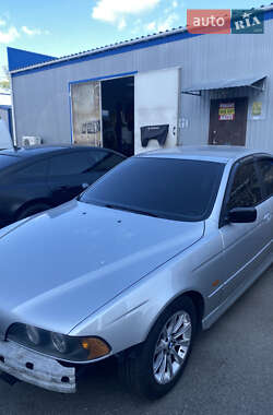 Седан BMW 5 Series 2001 в Киеве
