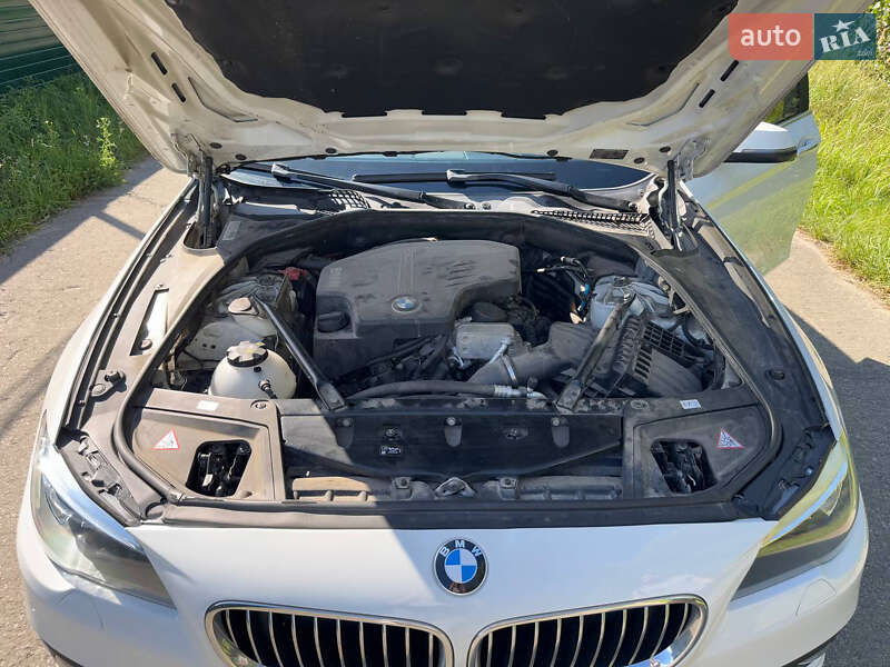 Седан BMW 5 Series 2015 в Киеве