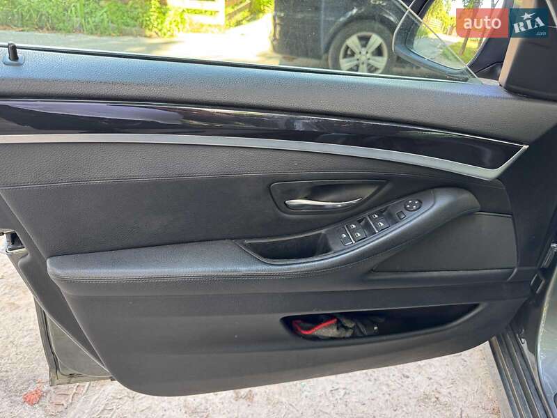 Універсал BMW 5 Series 2015 в Києві