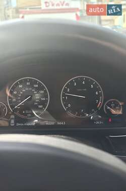 Седан BMW 5 Series 2012 в 