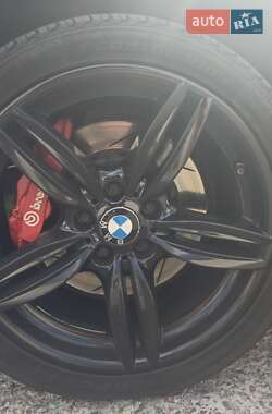 Седан BMW 5 Series 2012 в 