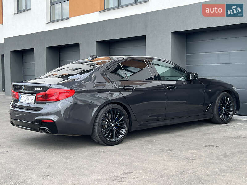 Седан BMW 5 Series 2017 в Рівному