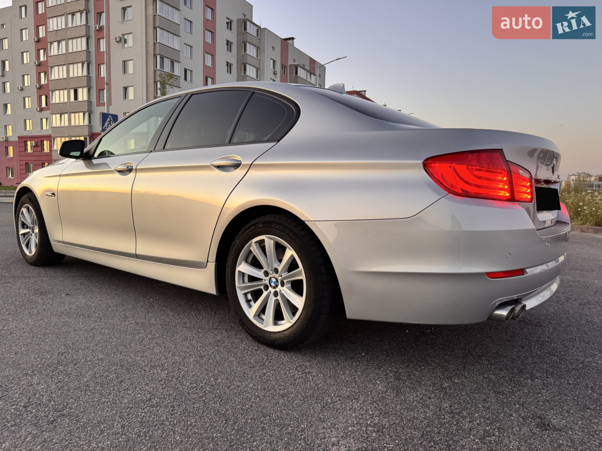 2012 BMW 5er - мініатюра 2