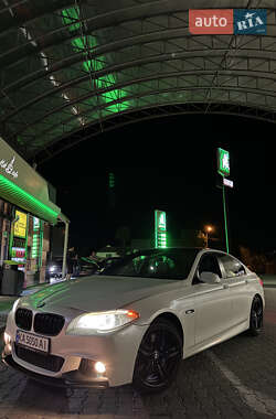 Седан BMW 5 Series 2012 в Первомайську