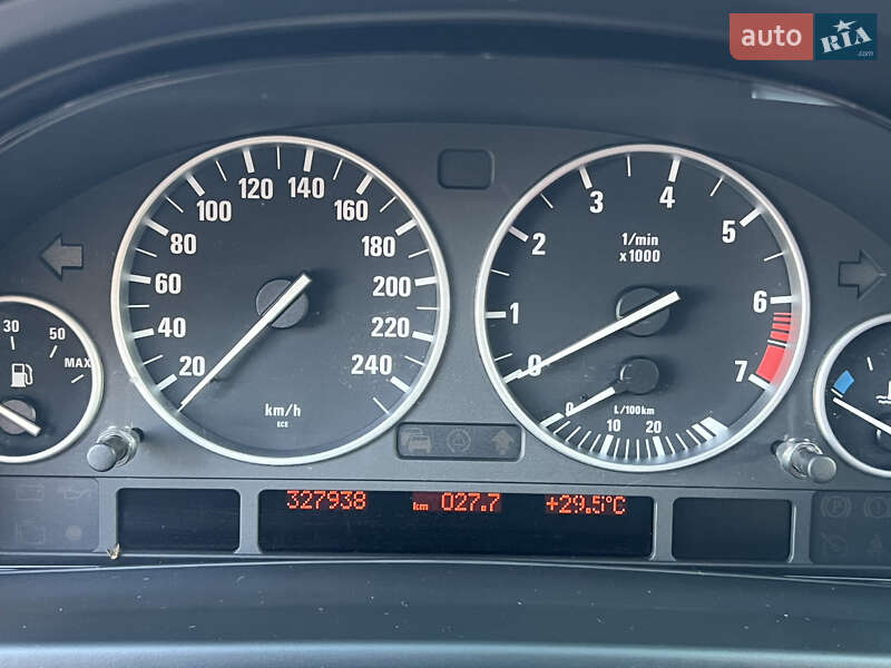 Седан BMW 5 Series 2002 в Херсоні