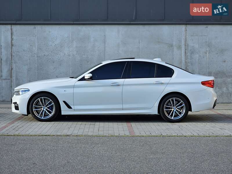 Седан BMW 5 Series 2017 в Києві