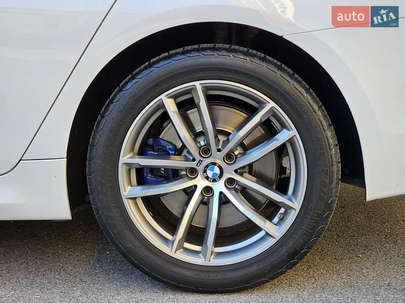 Седан BMW 5 Series 2017 в Києві