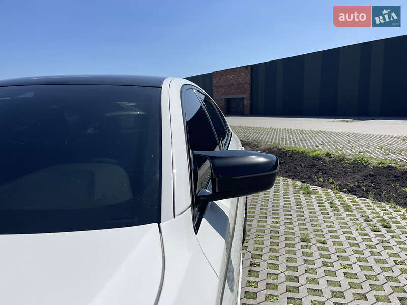 Седан BMW 5 Series 2018 в Хмельницком фото 9 Седан BMW 5 Series 2018 в Хмельницком