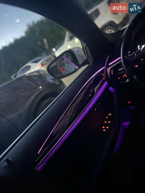 Седан BMW 5 Series 2017 в Львове