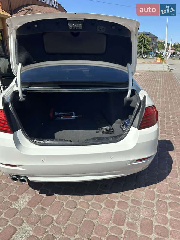 Седан BMW 5 Series 2016 в Черкассах