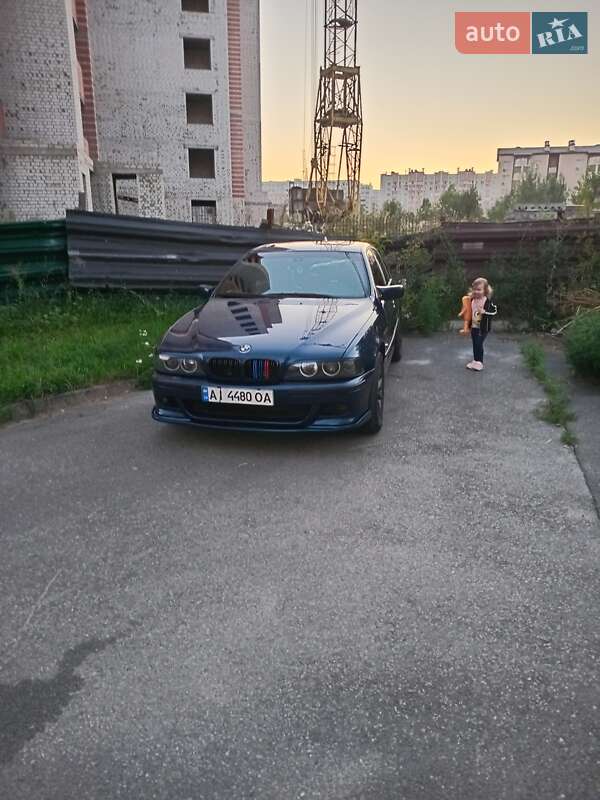 Седан BMW 5 Series 2001 в Вишневом фото 21 Седан BMW 5 Series 2001 в Вишневом