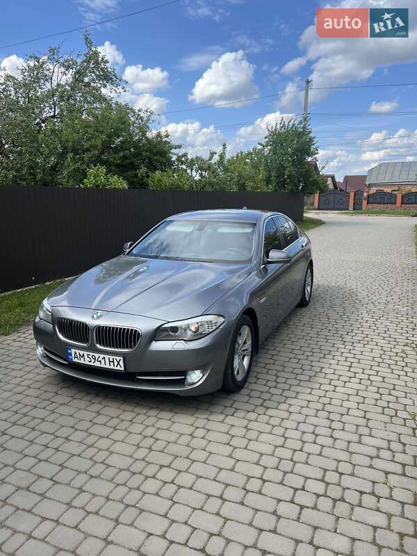 BMW 5 Series 2012