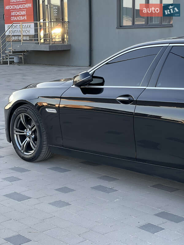 Седан BMW 5 Series 2013 в Тернополі