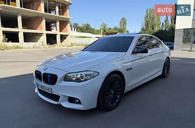 Седан BMW 5 Series 2012 в Ужгороде