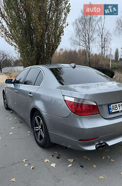 Седан BMW 5 Series 2004 в 