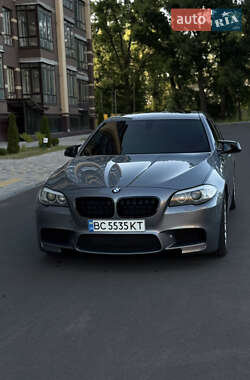 Седан BMW 5 Series 2012 в Чернигове