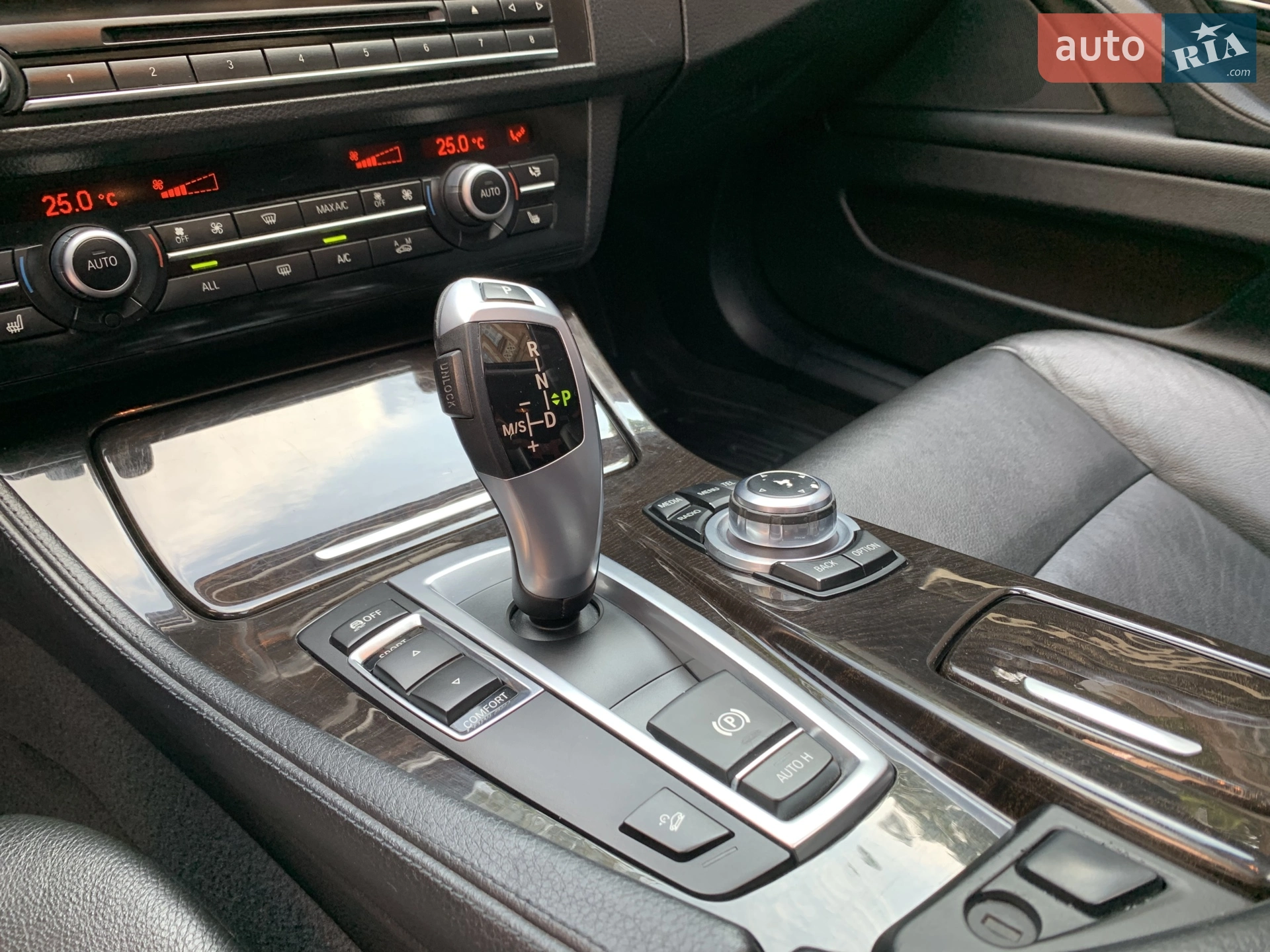 2012 BMW 5er - мініатюра 35