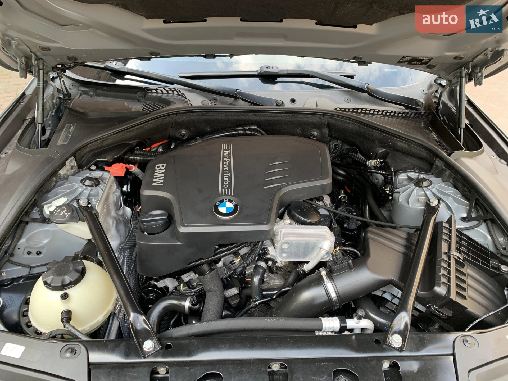 2012 BMW 5er - мініатюра 61