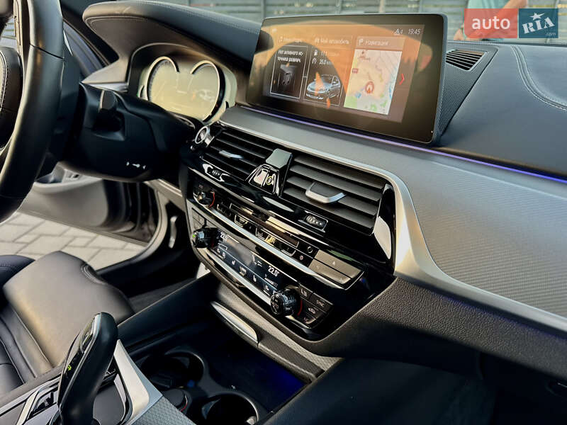 Седан BMW 5 Series 2018 в Киеве фото 52 Седан BMW 5 Series 2018 в Киеве