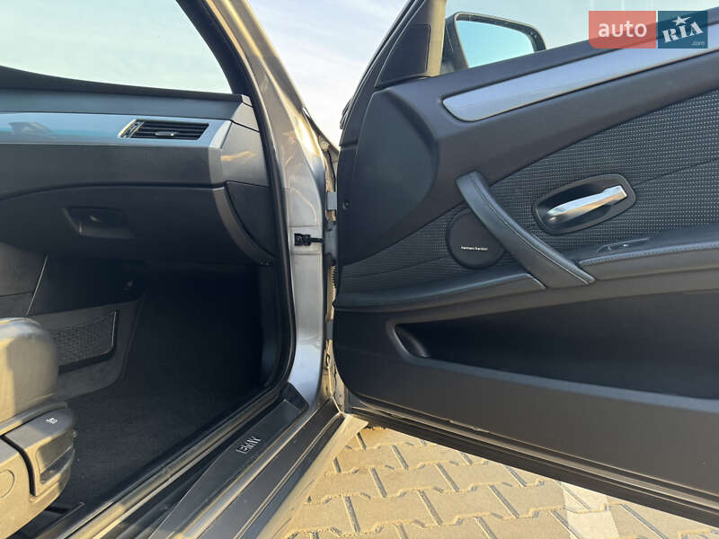 Седан BMW 5 Series 2007 в Житомире