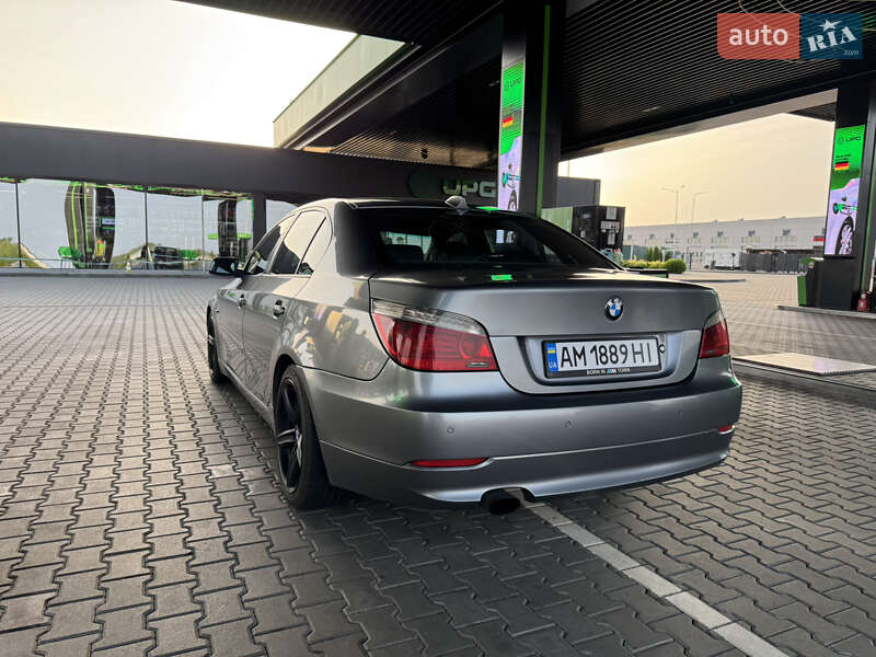 Седан BMW 5 Series 2007 в Житомире