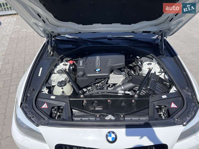 Седан BMW 5 Series 2013 в Нововолинську