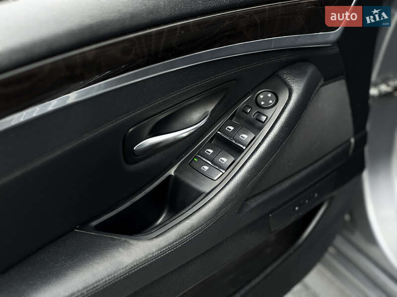 Седан BMW 5 Series 2013 в Киеве