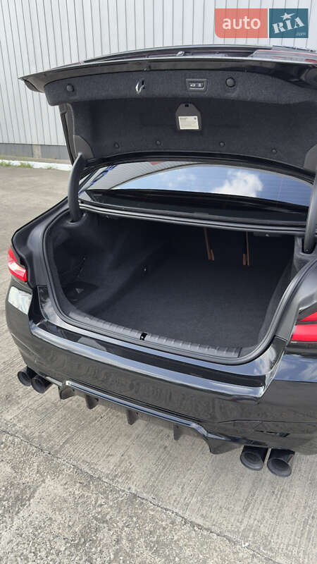 Седан BMW 5 Series 2021 в Черновцах