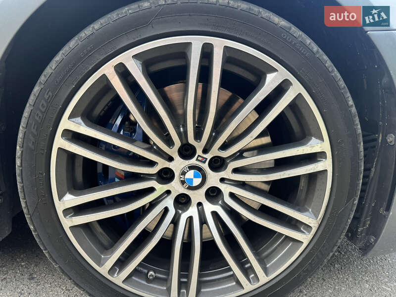 Седан BMW 5 Series 2017 в Чернівцях