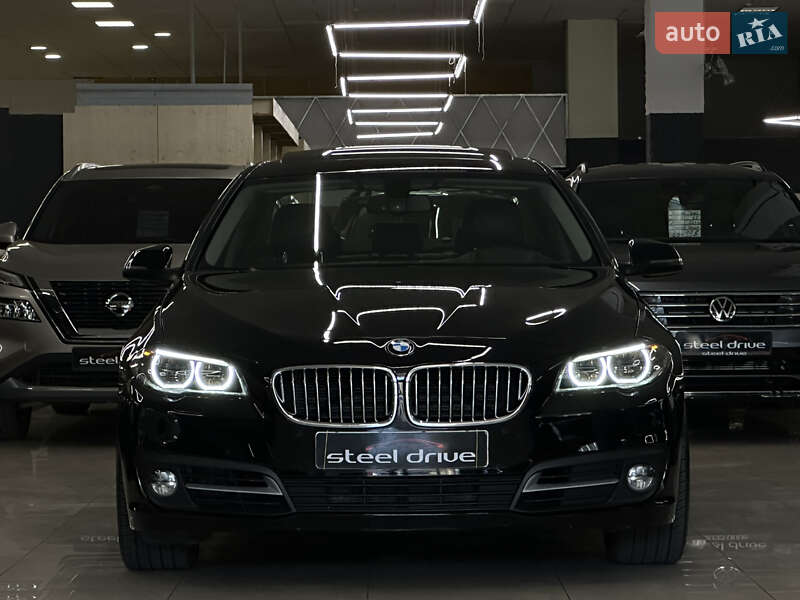 Седан BMW 5 Series 2015 в Миколаєві