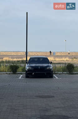 Седан BMW 5 Series 2013 в Черкасах