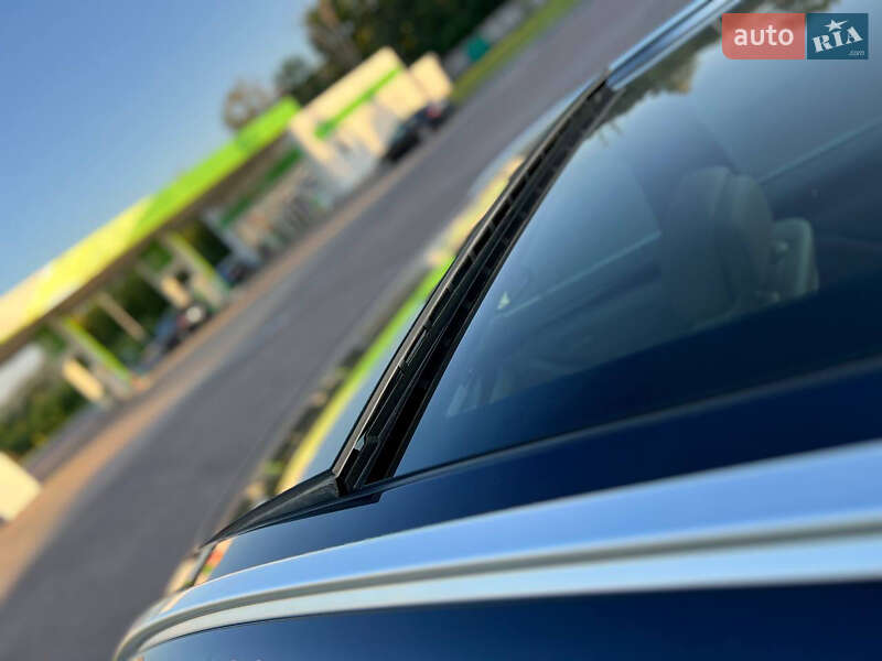 Універсал BMW 5 Series 2012 в Золочеві