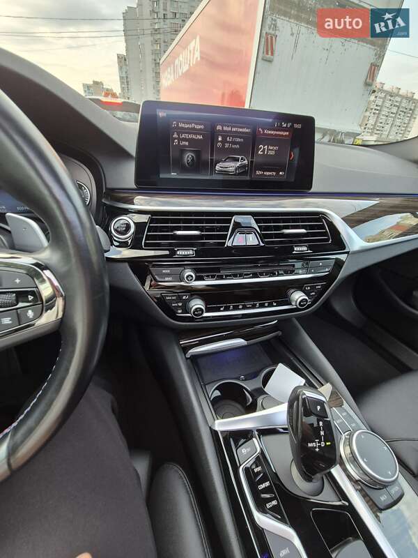 Седан BMW 5 Series 2018 в Києві