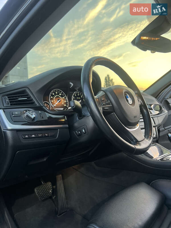 Седан BMW 5 Series 2014 в Харькове